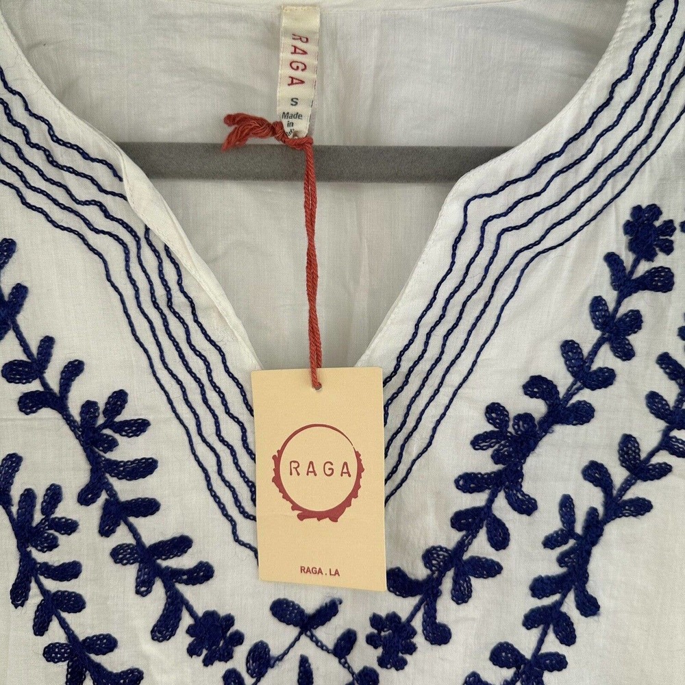 NWT Raga LA Womens S Floral White/Blue Linen Embroidered Boho 3/4 Sleeve Blouse - Picture 3 of 8